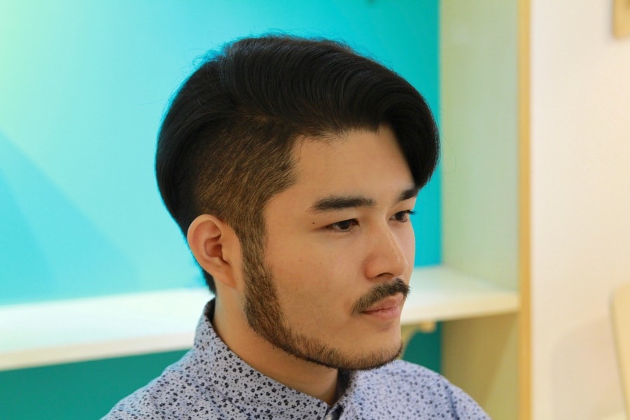 Side Part Hairstyle For Men 武蔵小杉の美容室で一番メンズカットしている自信があります 武蔵小杉 にある１席だけのメンズ専門美容室